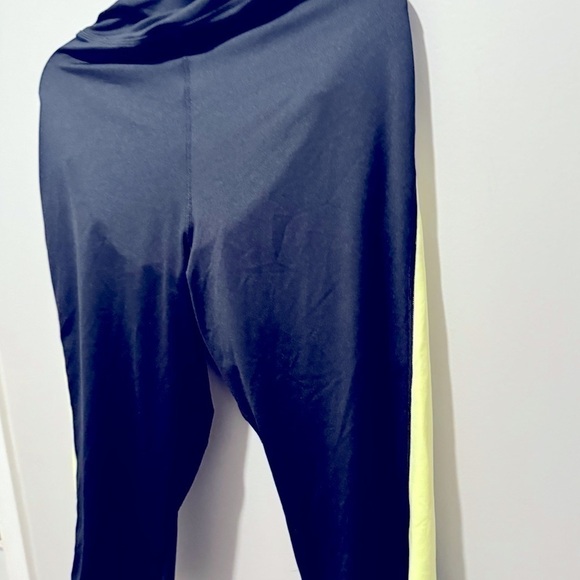 Ideology Womens Plus Size Colorblock Cropped Leggings-Womens 2X-Noir green ash - Picture 6 of 10